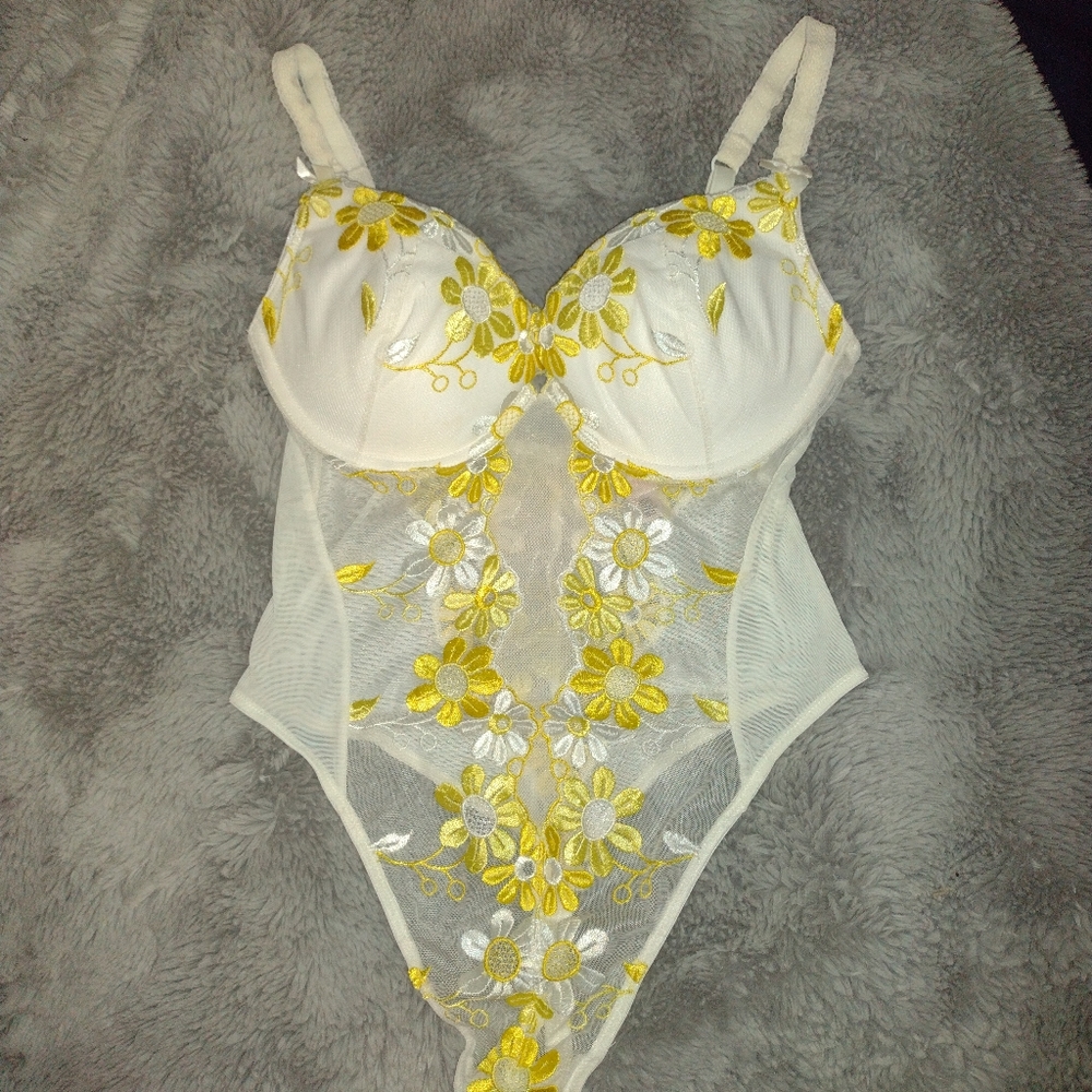 Victoria secret lingerie